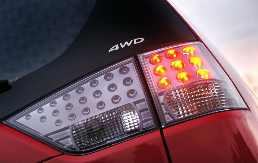  Mitsubishi Outlander 2005 года  (фото 44 из 77)